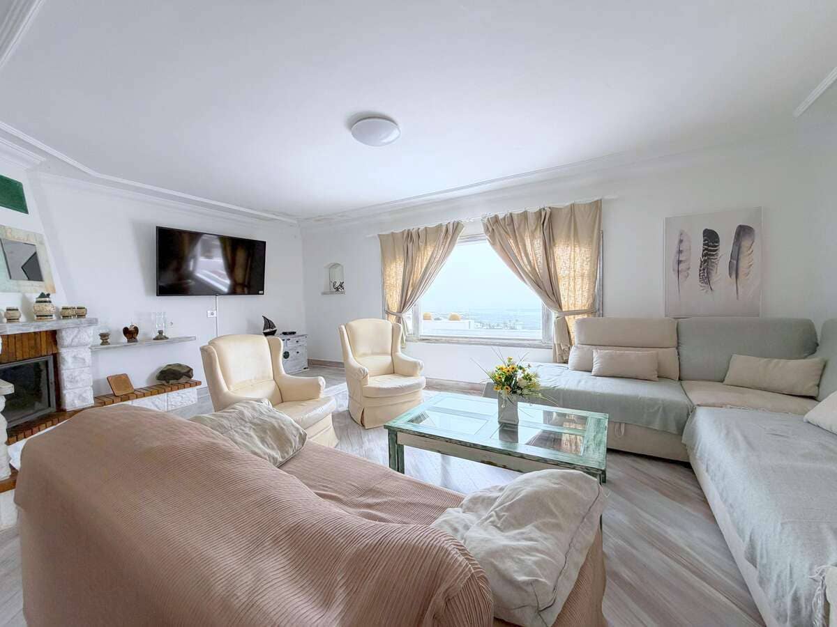 Chalet de 9 habitaciones en La Asomada en venta con piscina - 1.499.000 € (Ref: 9803870)