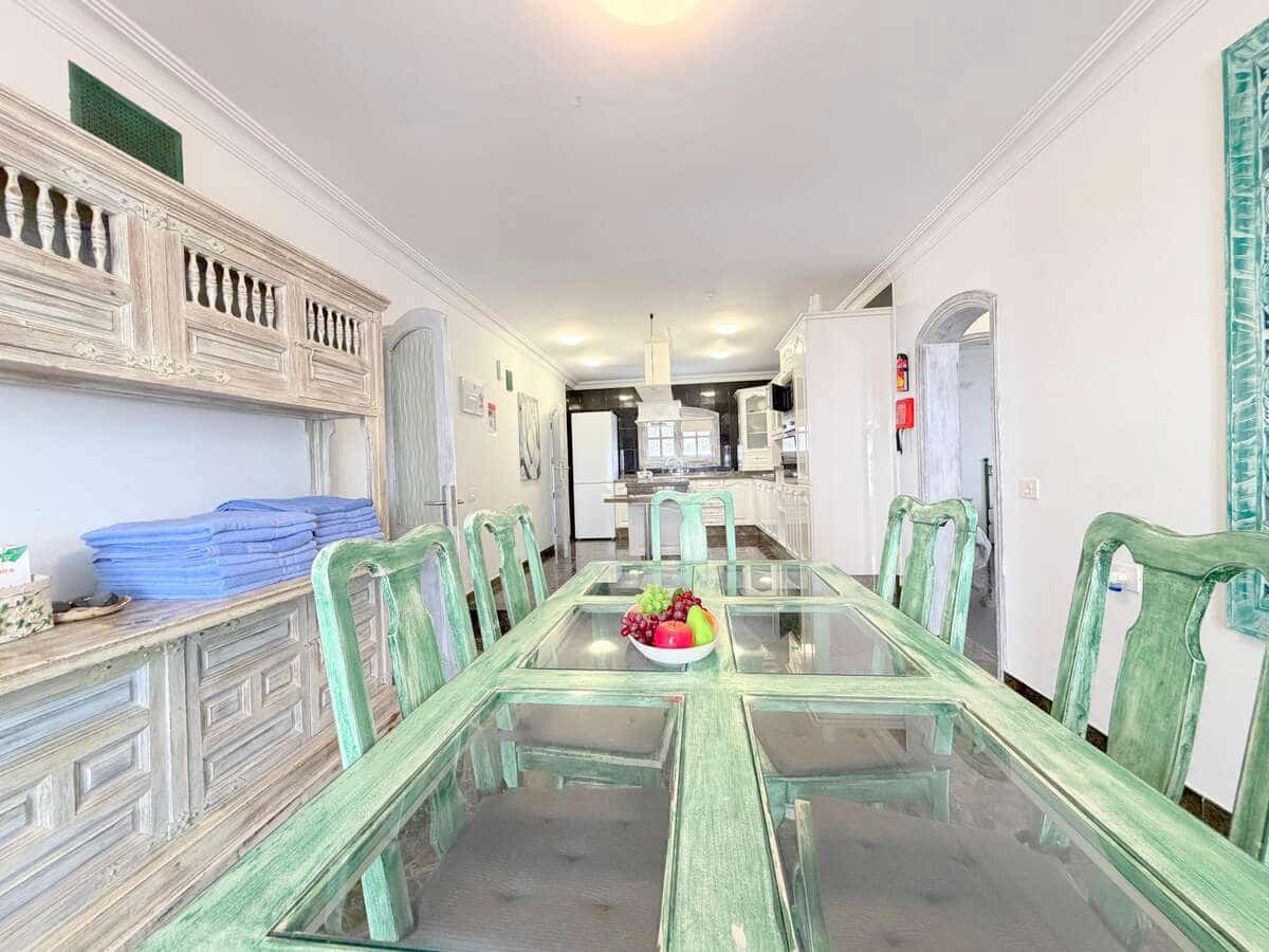 Chalet de 9 habitaciones en La Asomada en venta con piscina - 1.499.000 € (Ref: 9803870)