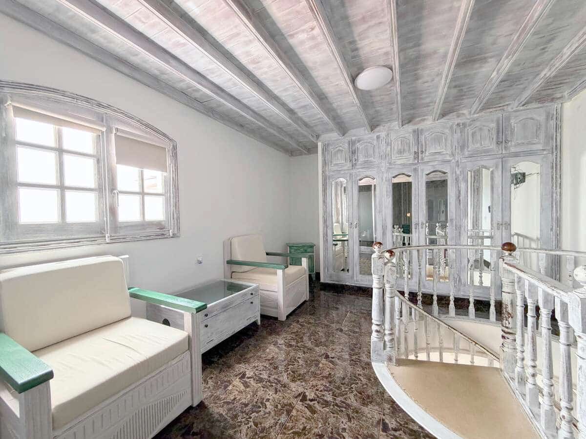 Chalet de 9 habitaciones en La Asomada en venta con piscina - 1.499.000 € (Ref: 9803870)