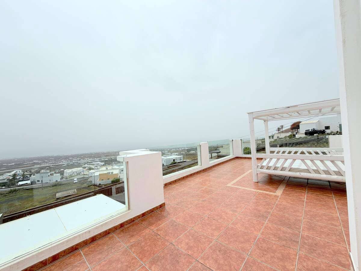 Chalet de 9 habitaciones en La Asomada en venta con piscina - 1.499.000 € (Ref: 9803870)