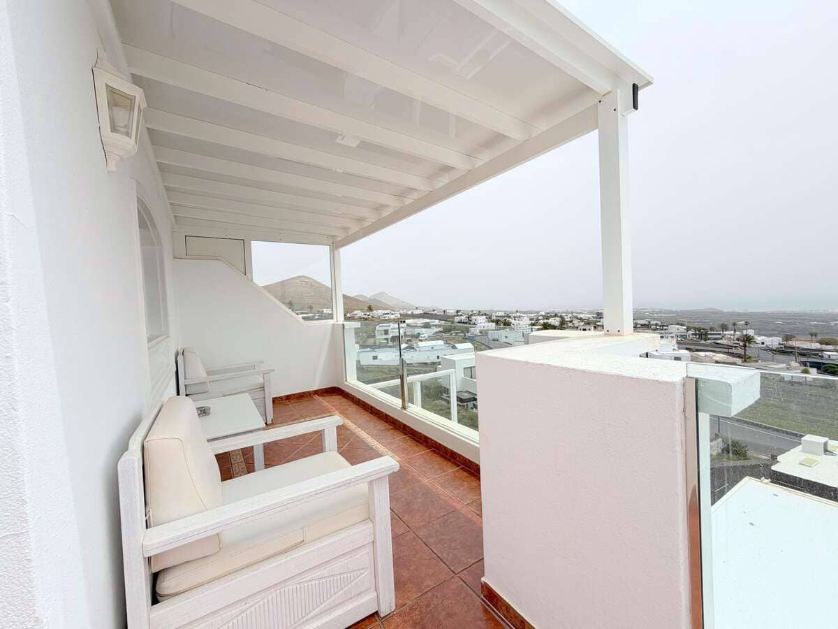 Chalet de 9 habitaciones en La Asomada en venta con piscina - 1.499.000 € (Ref: 9803870)