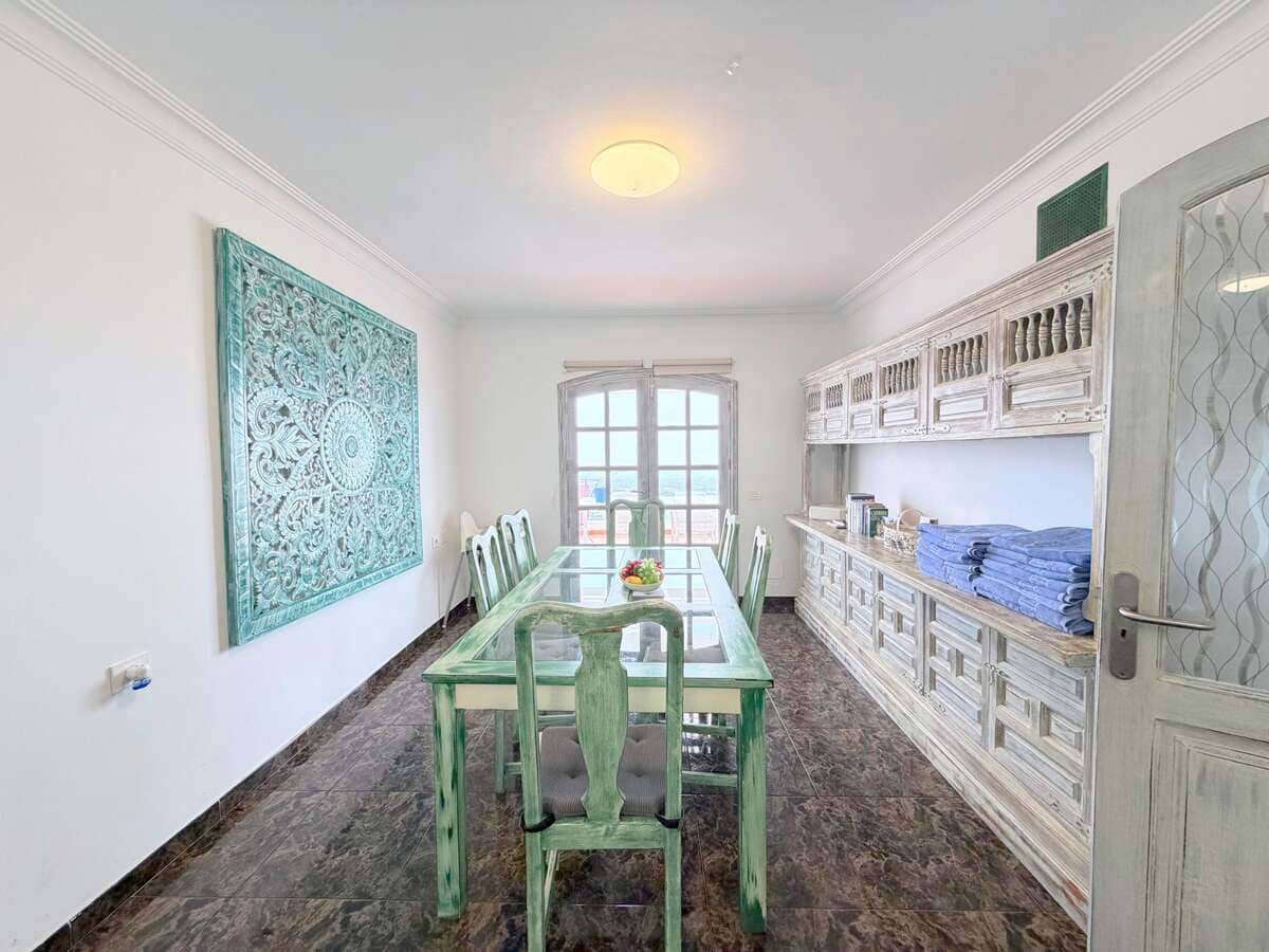 Chalet de 9 habitaciones en La Asomada en venta con piscina - 1.499.000 € (Ref: 9803870)