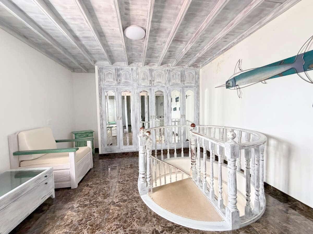 Chalet de 9 habitaciones en La Asomada en venta con piscina - 1.499.000 € (Ref: 9803870)