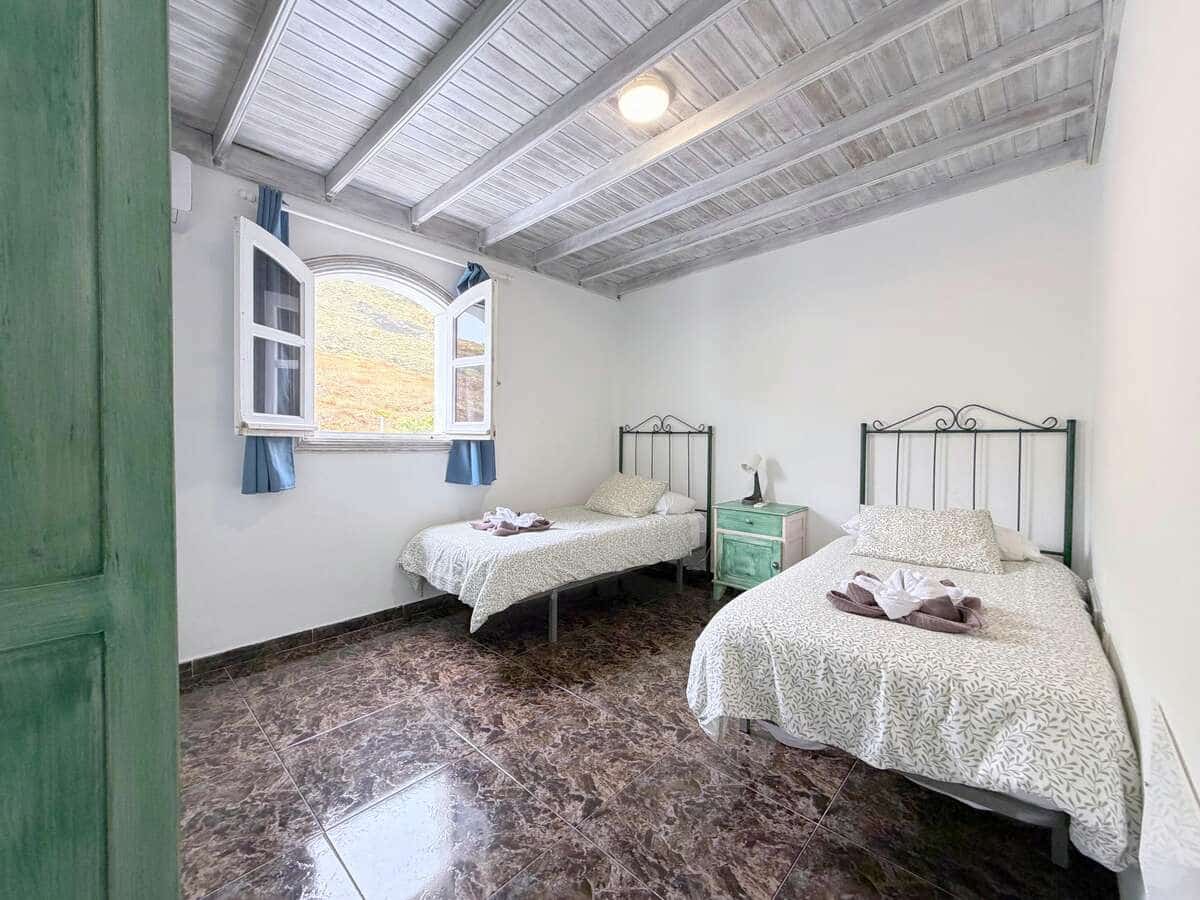 Chalet de 9 habitaciones en La Asomada en venta con piscina - 1.499.000 € (Ref: 9803870)