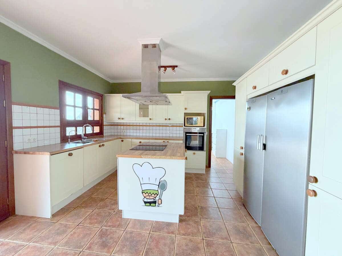 3 chambre Villa/Maison à vendre à Yaiza avec piscine garage - 498 000 € (Ref: 9811021)