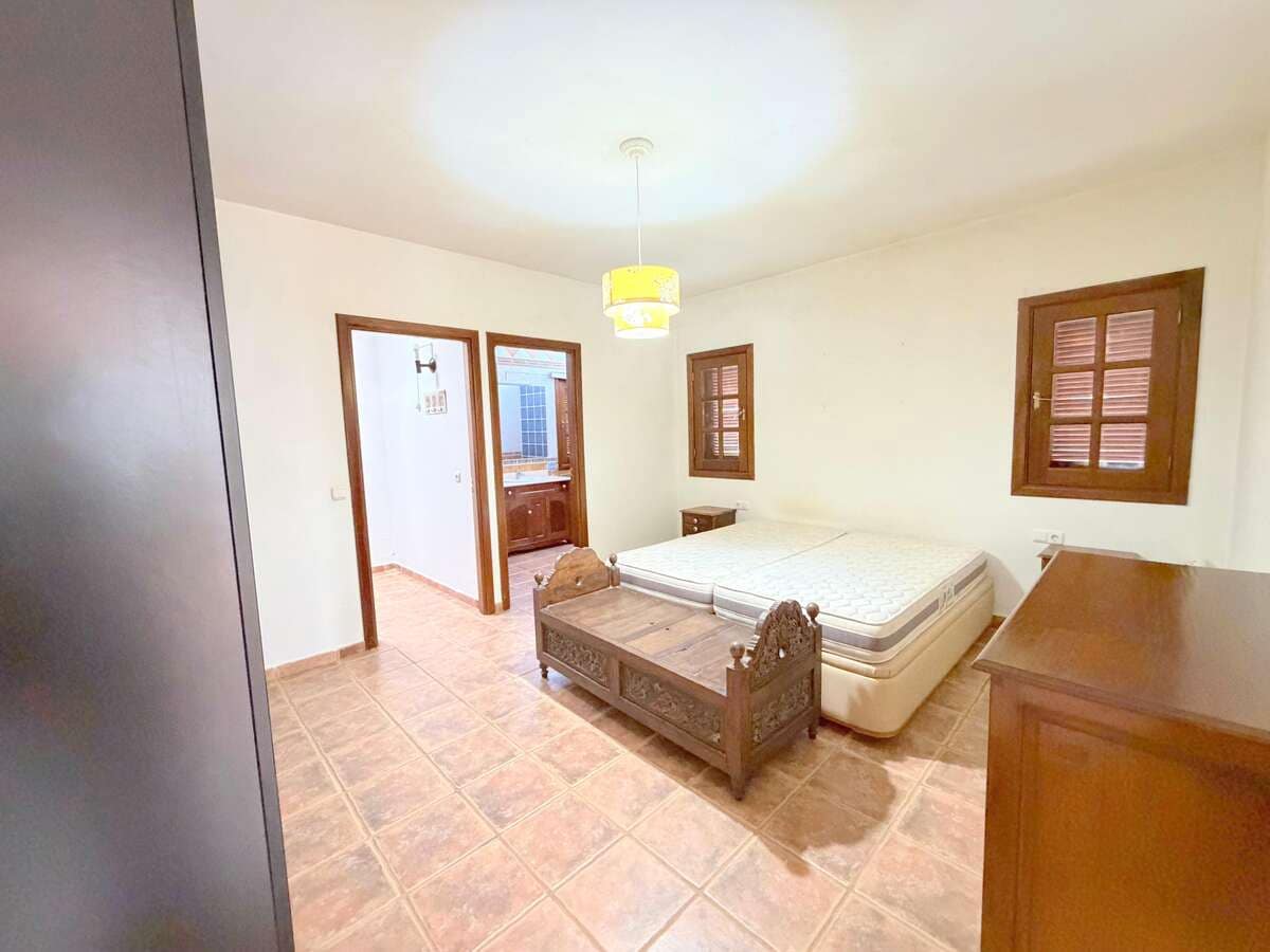 3 chambre Villa/Maison à vendre à Yaiza avec piscine garage - 498 000 € (Ref: 9811021)