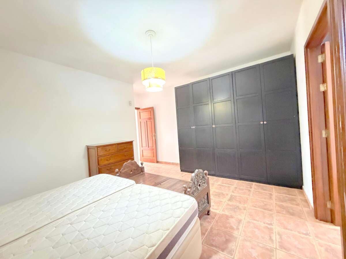 3 chambre Villa/Maison à vendre à Yaiza avec piscine garage - 498 000 € (Ref: 9811021)