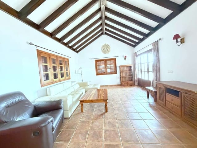 3 chambre Villa/Maison à vendre à Yaiza avec piscine garage - 498 000 € (Ref: 9811021)