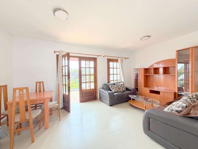 2 bedroom Finca/Country House for sale in Playa Blanca, Yaiza with pool garage - € 340,000 (Ref: 9815391)