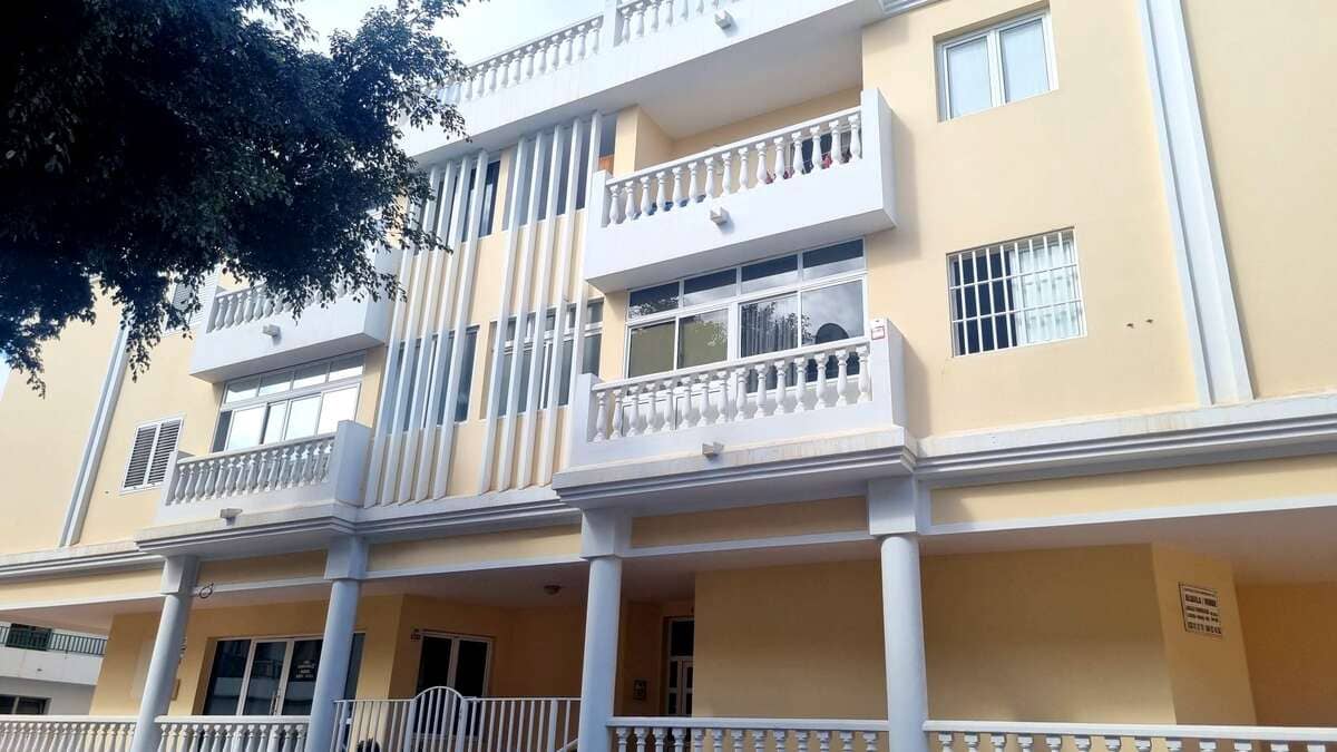 3 chambre Appartement à vendre à Arrecife avec garage - 275 000 € (Ref: 9824576)