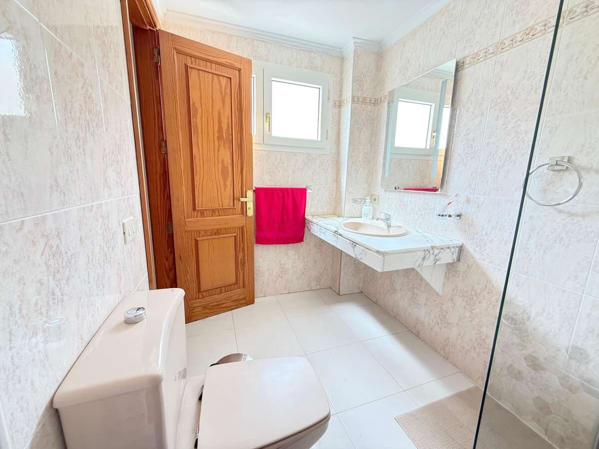 3 chambre Appartement à vendre à Arrecife avec garage - 275 000 € (Ref: 9824576)