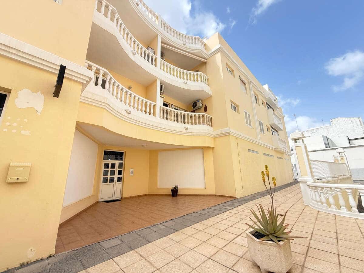 3 chambre Appartement à vendre à Arrecife avec garage - 275 000 € (Ref: 9824576)
