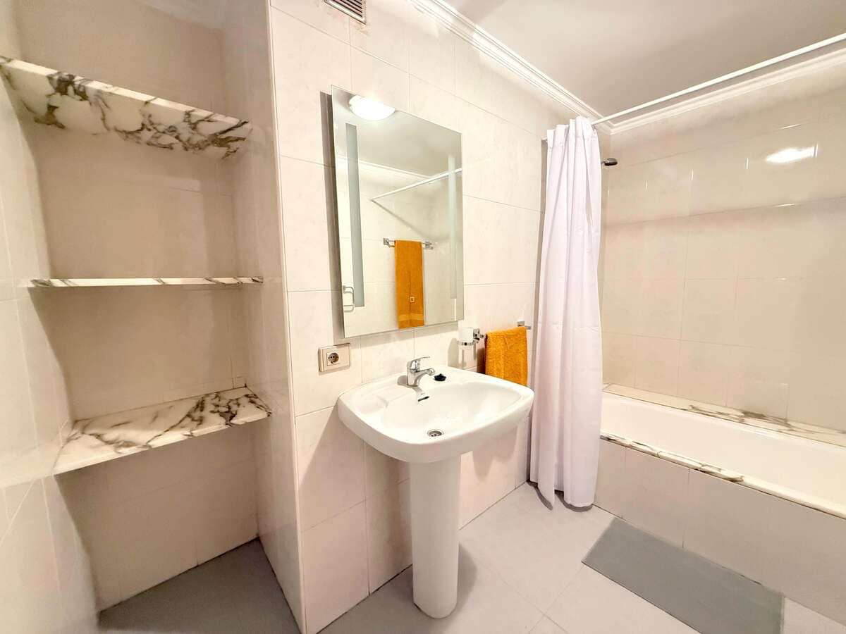 3 chambre Appartement à vendre à Arrecife avec garage - 275 000 € (Ref: 9824576)