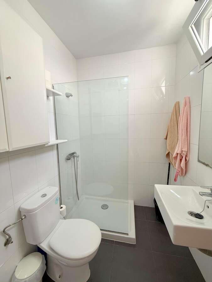 2 bedroom Flat for sale in Arrecife - € 180,000 (Ref: 9833157)