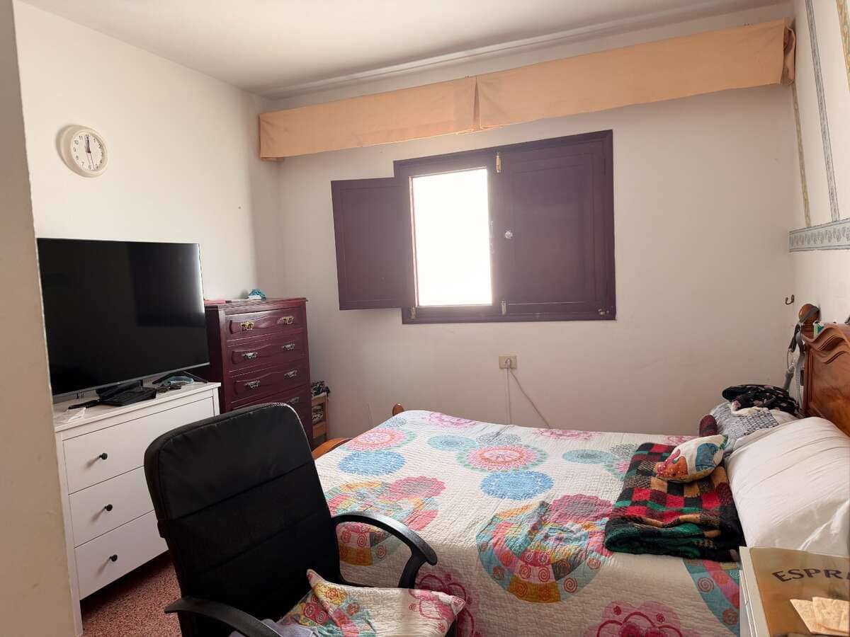 Local Comercial en Arrecife en venta - 280.000 € (Ref: 9835064)