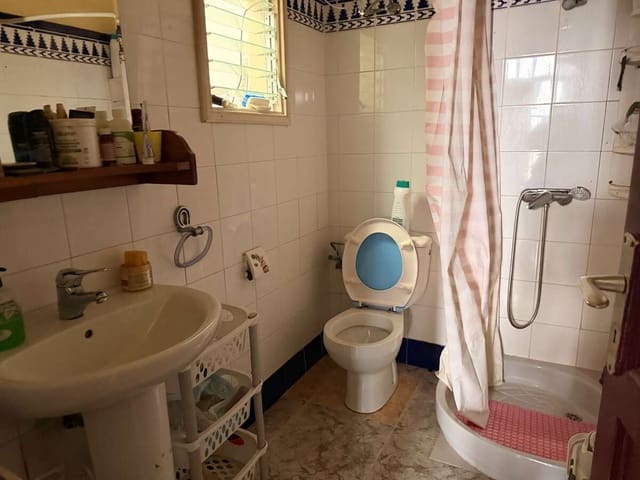 Local Comercial en Arrecife en venta - 280.000 € (Ref: 9835064)