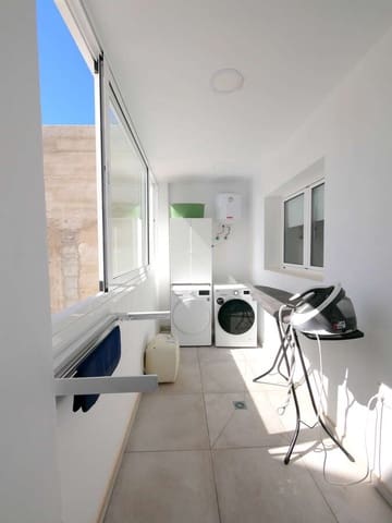 3 sovrum Lägenhet till salu i Arrecife med garage - 315 000 € (Ref: 9842018)