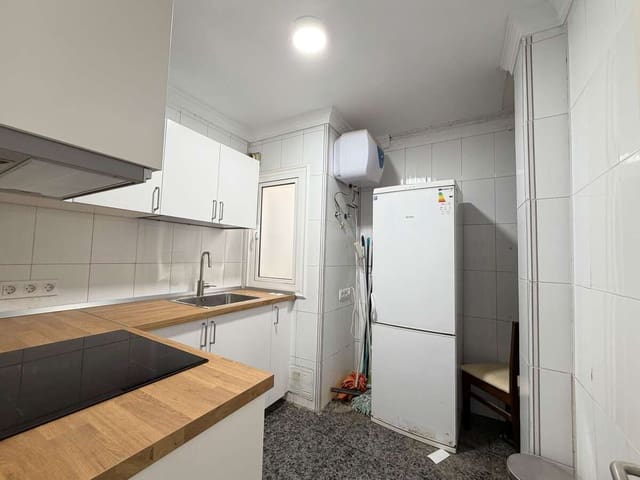 2 soveværelse Lejlighed til salg i Arrecife - € 174.990 (Ref: 9858997)