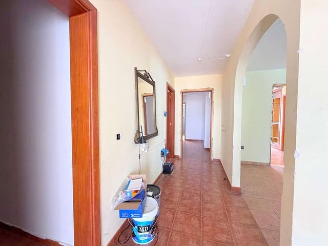 4 chambre Finca/Maison de Campagne à vendre à Guime, San Bartolomé avec piscine garage - 600 000 € (Ref: 9858998)