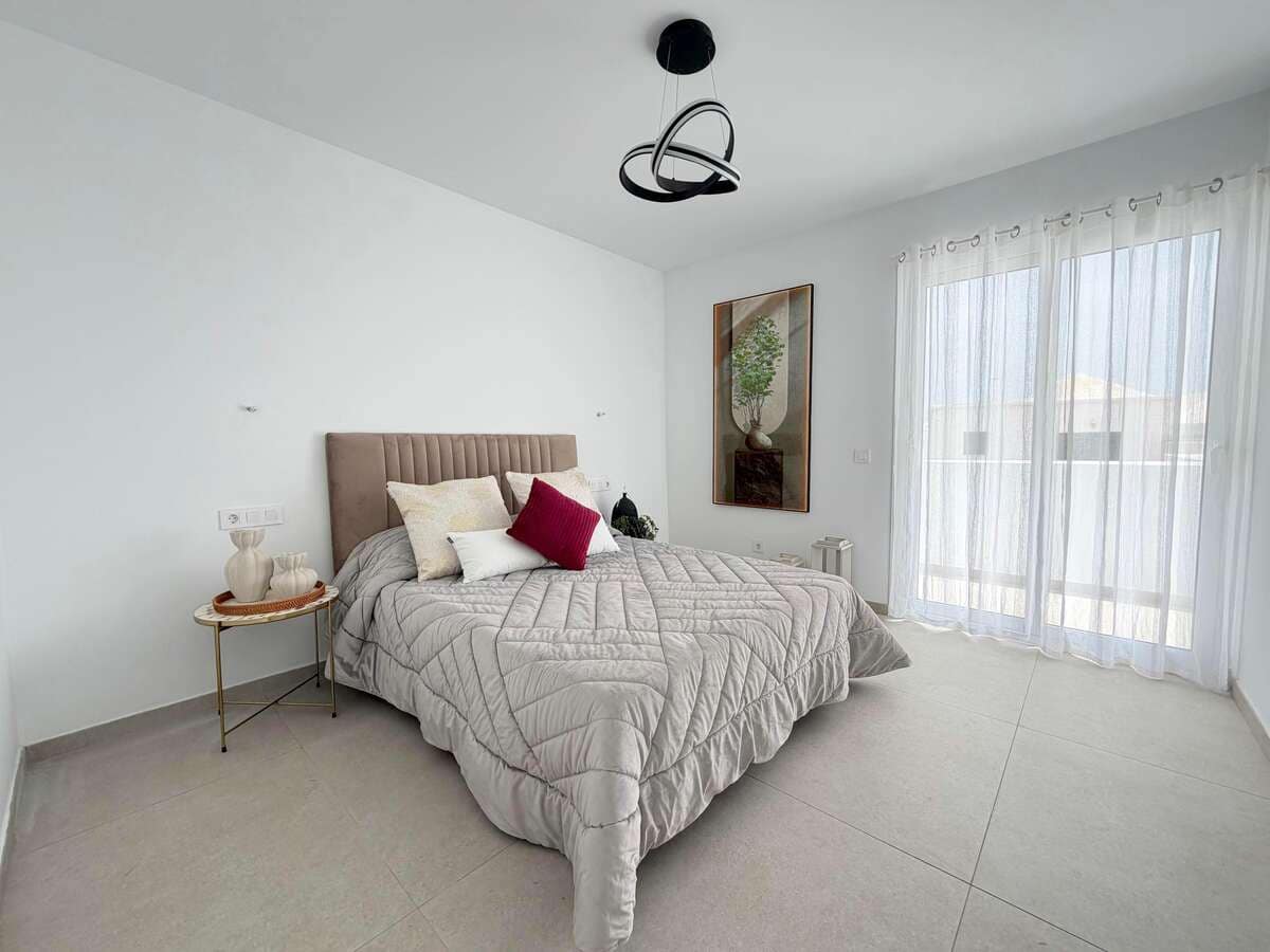 3 bedroom Villa for sale in Tahiche with garage - € 390,000 (Ref: 9863910)