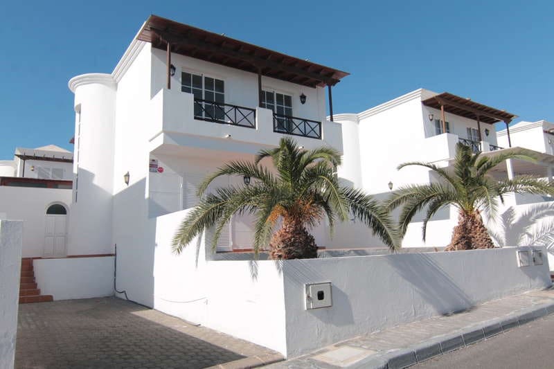 3 slaapkamer Villa te huur in Puerto del Carmen met garage - € 2.150 (Ref: 9872859)