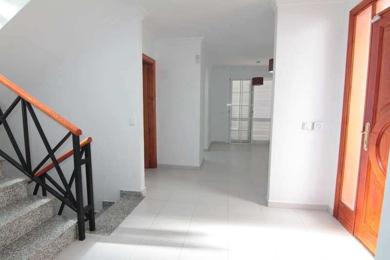 3 slaapkamer Villa te huur in Puerto del Carmen met garage - € 2.150 (Ref: 9872859)
