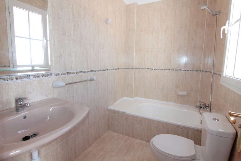 3 slaapkamer Villa te huur in Puerto del Carmen met garage - € 2.150 (Ref: 9872859)