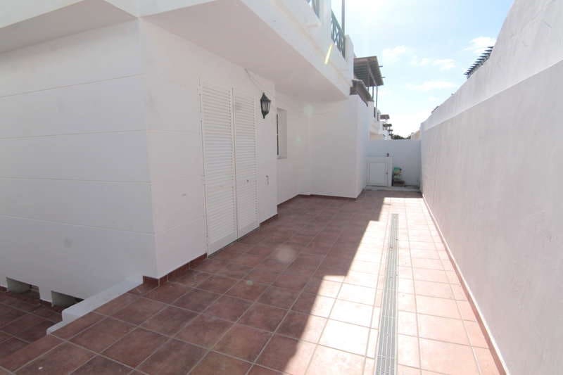 3 slaapkamer Villa te huur in Puerto del Carmen met garage - € 2.150 (Ref: 9872859)