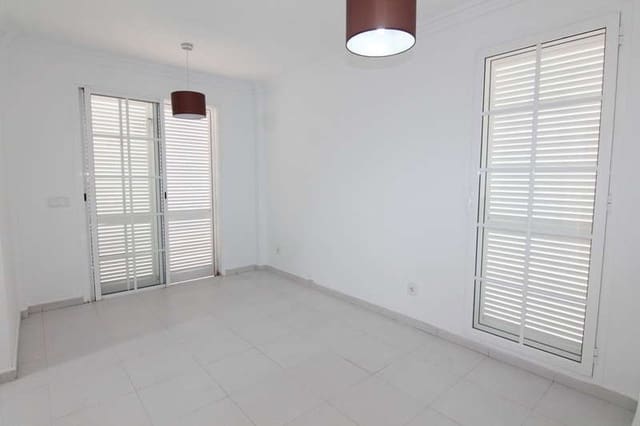 3 slaapkamer Villa te huur in Puerto del Carmen, Tías met garage - € 2.150 (Ref: 9872859)
