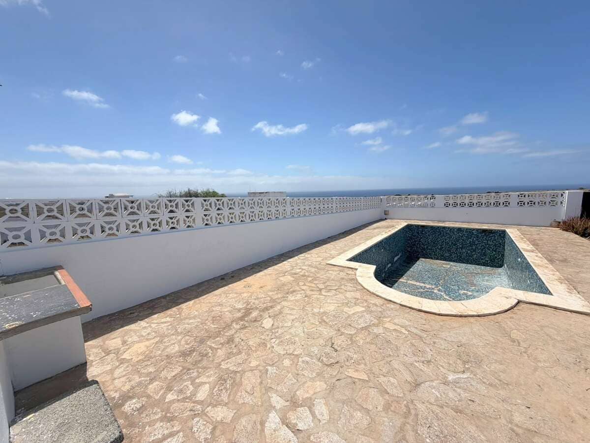 4 soverom Finca/Herregård til salgs i Guime med svømmebasseng garasje - € 600 000 (Ref: 9891488)