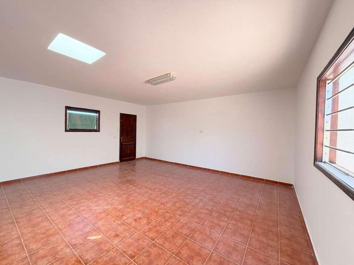 4 soverom Finca/Herregård til salgs i Guime med svømmebasseng garasje - € 600 000 (Ref: 9891488)