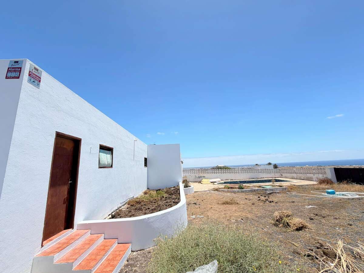 4 soverom Finca/Herregård til salgs i Guime med svømmebasseng garasje - € 600 000 (Ref: 9891488)