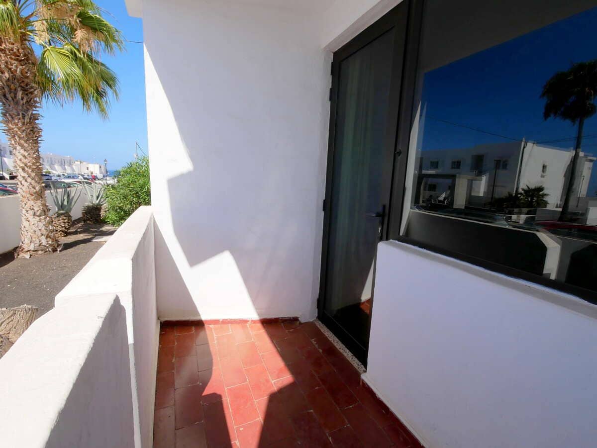 3 slaapkamer Appartement te koop in Puerto del Carmen - € 310.000 (Ref: 9893607)