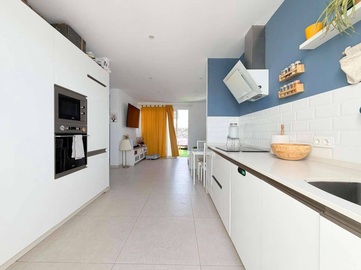 3 camera da letto Villetta Bifamiliare in vendita in Costa Teguise con garage - 390.000 € (Rif: 9895664)
