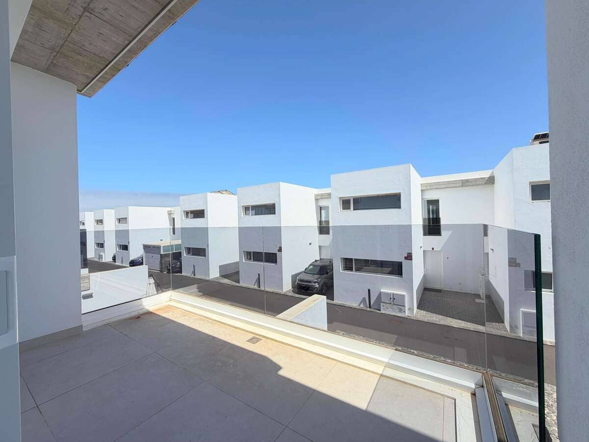3 camera da letto Villetta Bifamiliare in vendita in Costa Teguise con garage - 390.000 € (Rif: 9895664)
