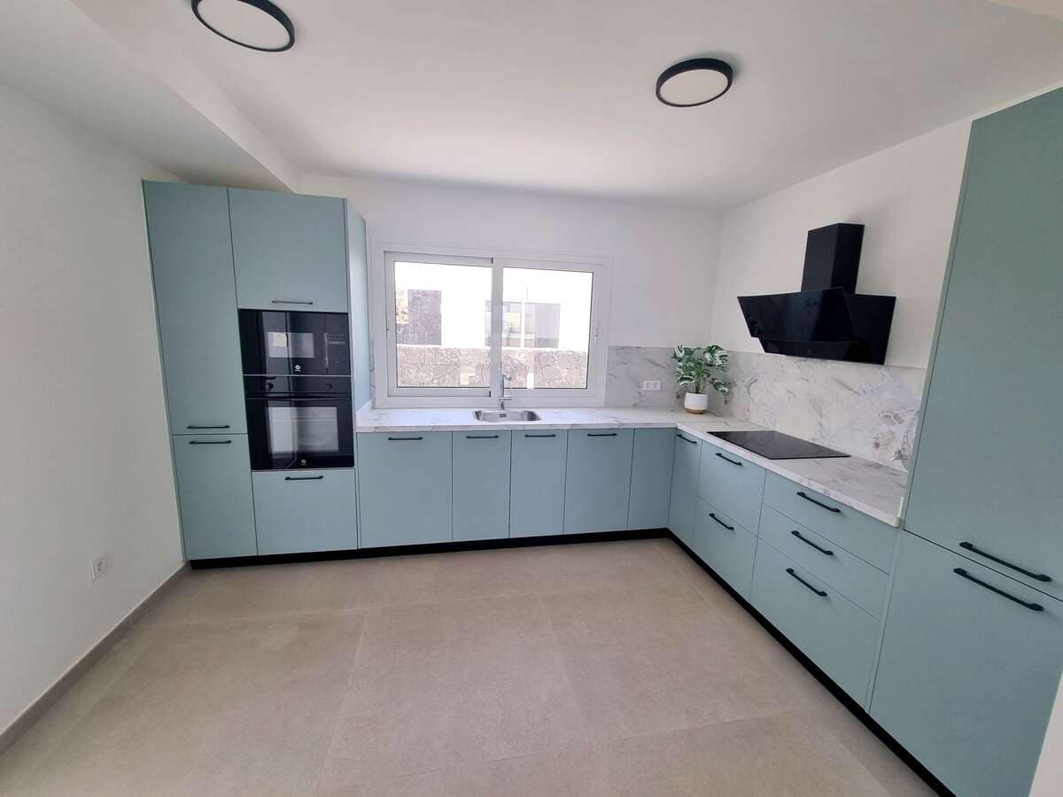 3 Zimmer Villa zu verkaufen in Tahiche mit Garage - 370.000 € (Ref: 9909888)