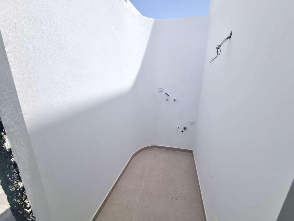 3 Zimmer Villa zu verkaufen in Tahiche mit Garage - 370.000 € (Ref: 9909888)