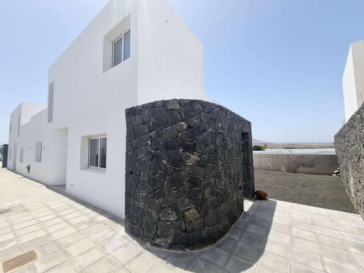 3 Zimmer Villa zu verkaufen in Tahiche mit Garage - 370.000 € (Ref: 9909888)