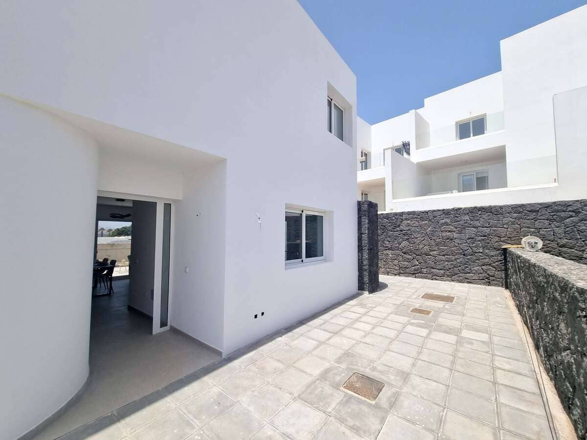 3 Zimmer Villa zu verkaufen in Tahiche mit Garage - 370.000 € (Ref: 9909888)