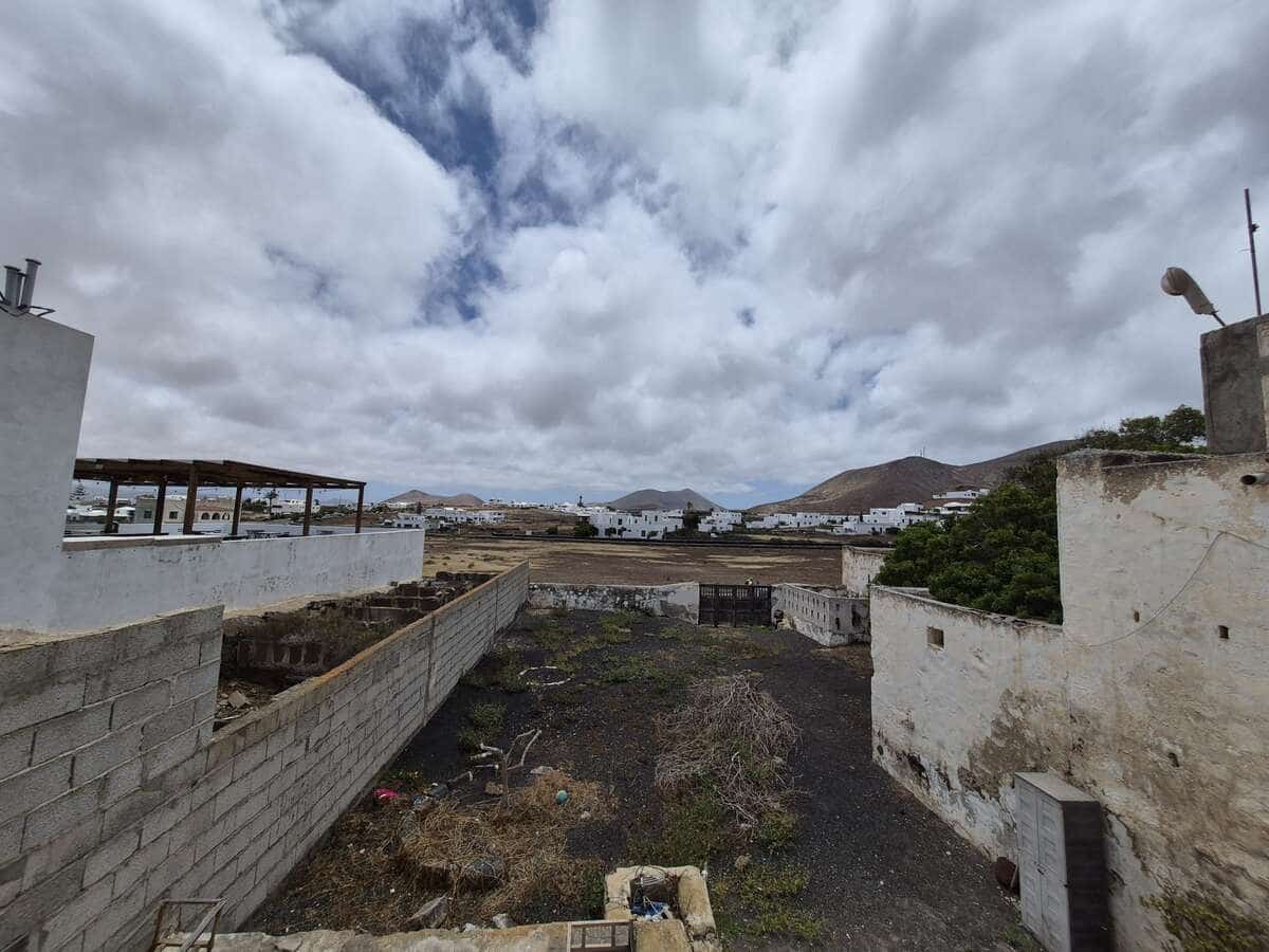 1 chambre Finca/Maison de Campagne à vendre à Tinajo - 220 000 € (Ref: 9915137)