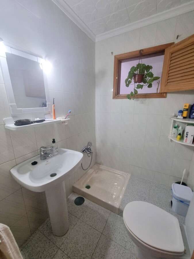 4 bedroom Finca/Country House for sale in Arrecife with garage - € 280,000 (Ref: 9921589)