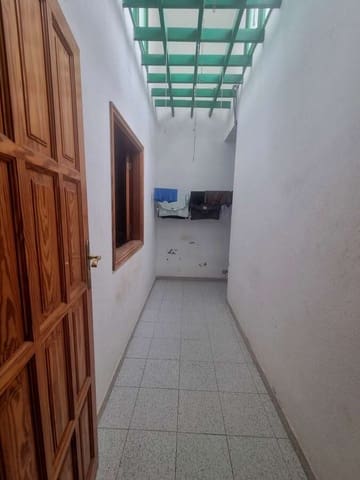 4 soverom Finca/Herregård til salgs i Arrecife med garasje - € 280 000 (Ref: 9921589)