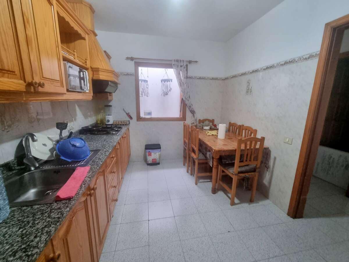 4 bedroom Finca/Country House for sale in Arrecife with garage - € 280,000 (Ref: 9921589)