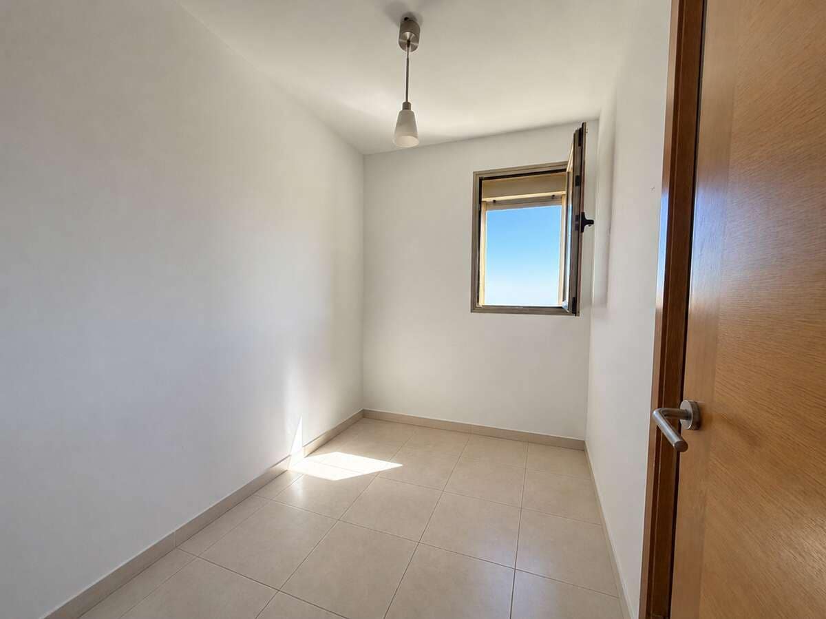 3 Zimmer Wohnung zu verkaufen in Arrecife mit Garage - 239.000 € (Ref: 9926618)