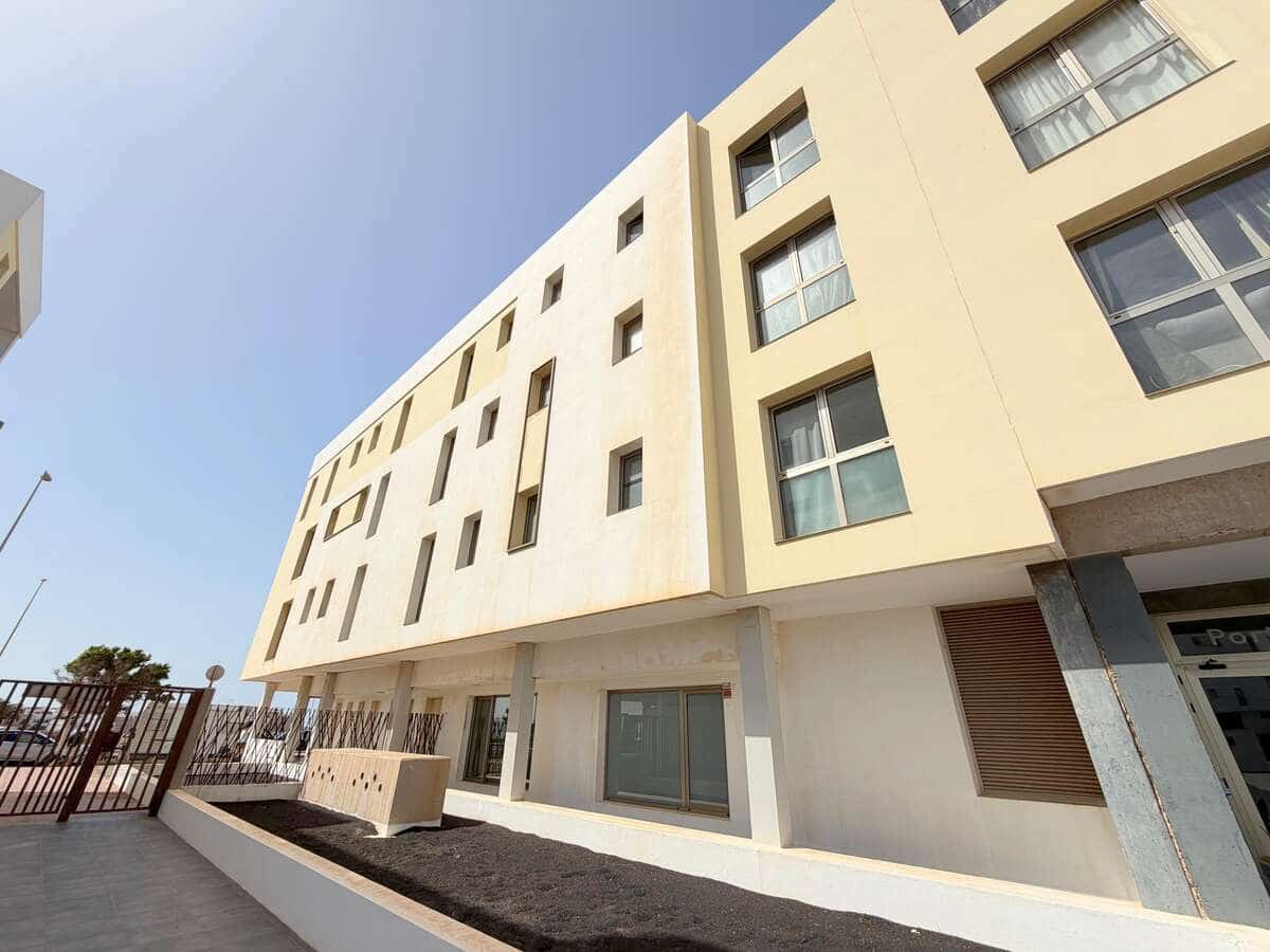 3 Zimmer Wohnung zu verkaufen in Arrecife mit Garage - 239.000 € (Ref: 9926618)