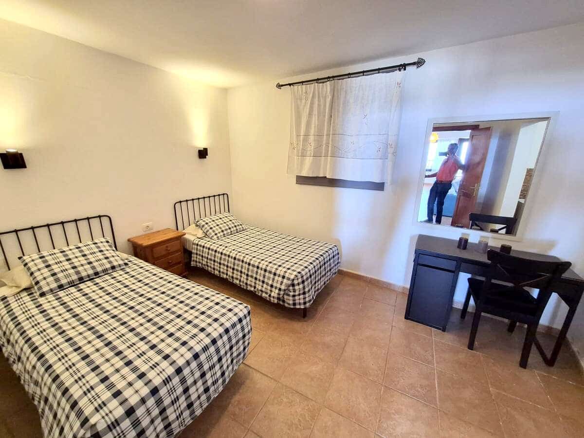 2 makuuhuone Maalaistalo myytävänä paikassa Macher mukana 
autotalli - 430 000 € (Ref: 9950892)