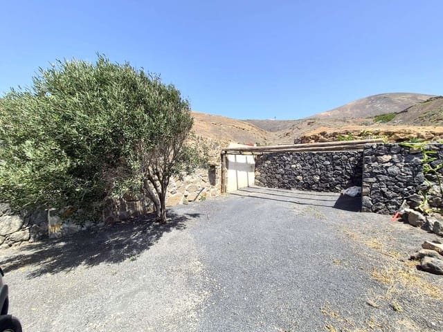 2 soveværelse Finca/Landehus til salg i Macher, Tías med garage - € 430.000 (Ref: 9950892)