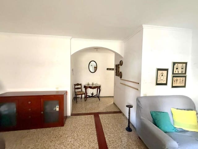 4 soveværelse Lejlighed til salg i Arrecife - € 270.000 (Ref: 9953627)