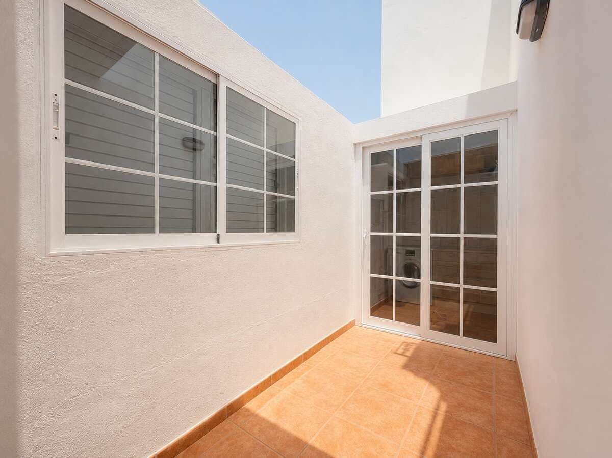 3 chambre Finca/Maison de Campagne à vendre à Costa Teguise avec garage - 450 000 € (Ref: 9996535)