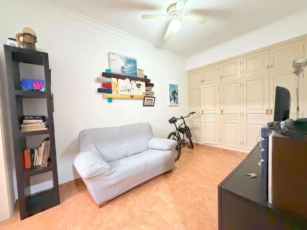 3 chambre Finca/Maison de Campagne à vendre à Costa Teguise avec garage - 450 000 € (Ref: 9996535)